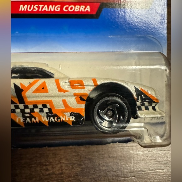 1999 Hot Wheels #974 Mega Graphics Series Mustang Cobra White W/SB Sp Malaysia - Picture 2 of 8